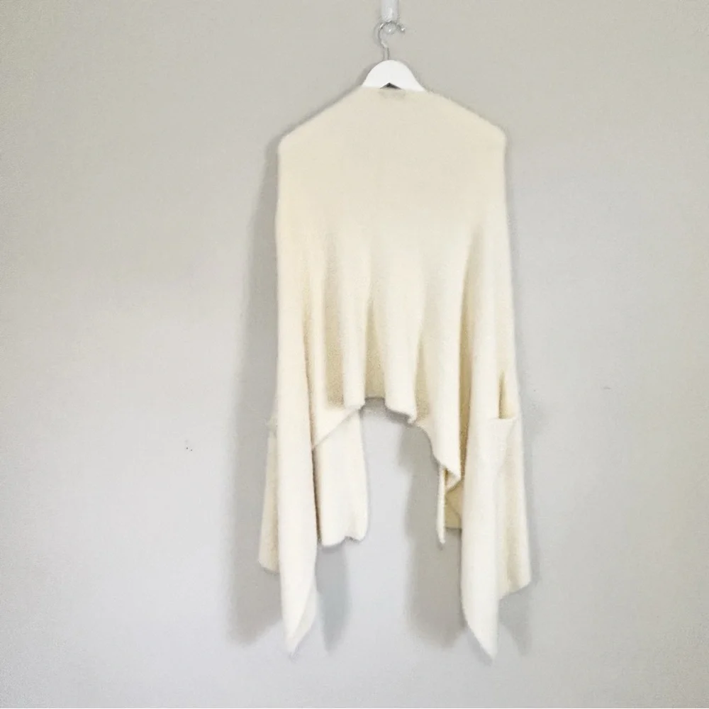 DEMDACO Women’s Ivory GUARDIAN ANGEL Soft Fleece Pocket Scarf Wrap “BY MY SIDE”